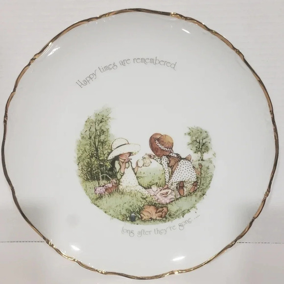 Vintage Japan Holly  Hobbie Genuine Porcelain Collectors Platter - Picture 1 of 8